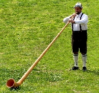 Playing alphorn_0.JPG